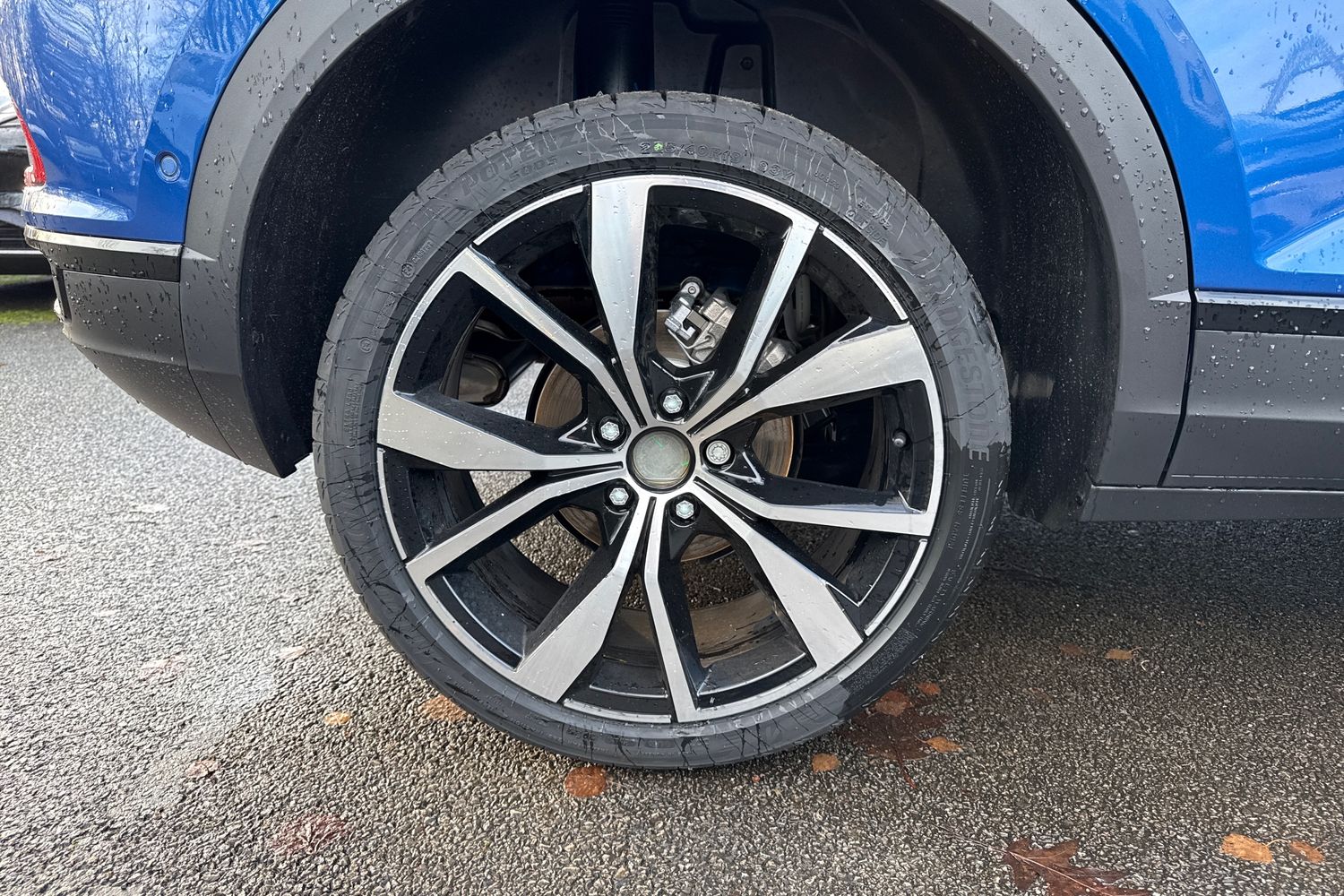 Used Volkswagen T-Roc 2025 for sale - 76985290: Photo 11