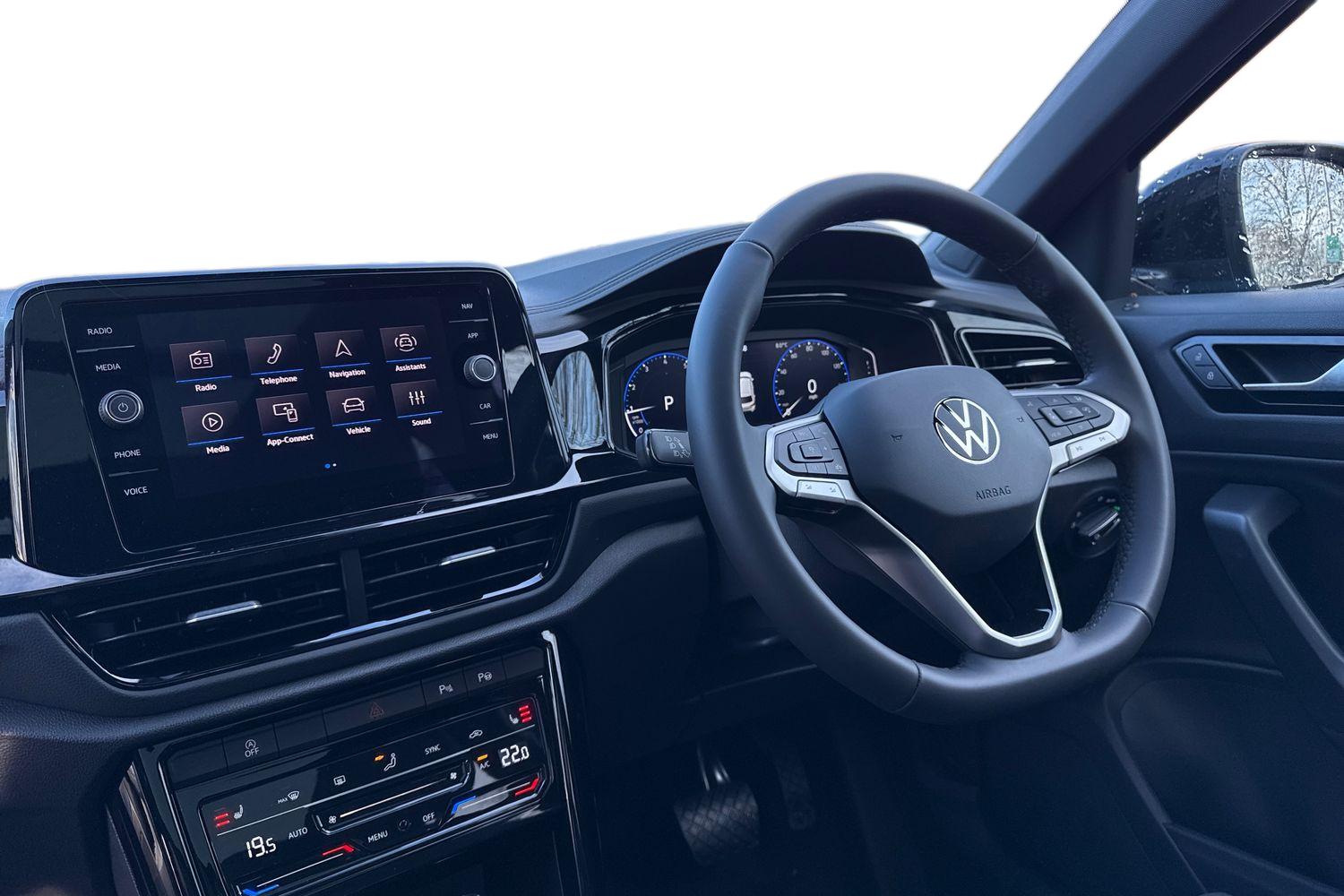 Used Volkswagen T-Roc 2025 for sale - 76985290: Photo 17