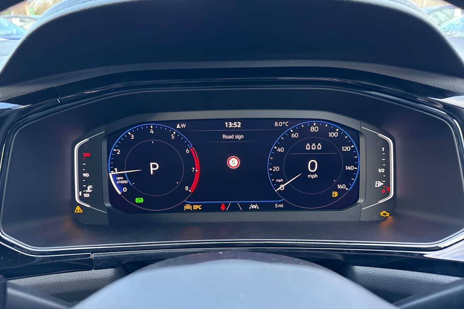 Used Volkswagen T-Roc 2025 for sale - 76985290: Photo 34