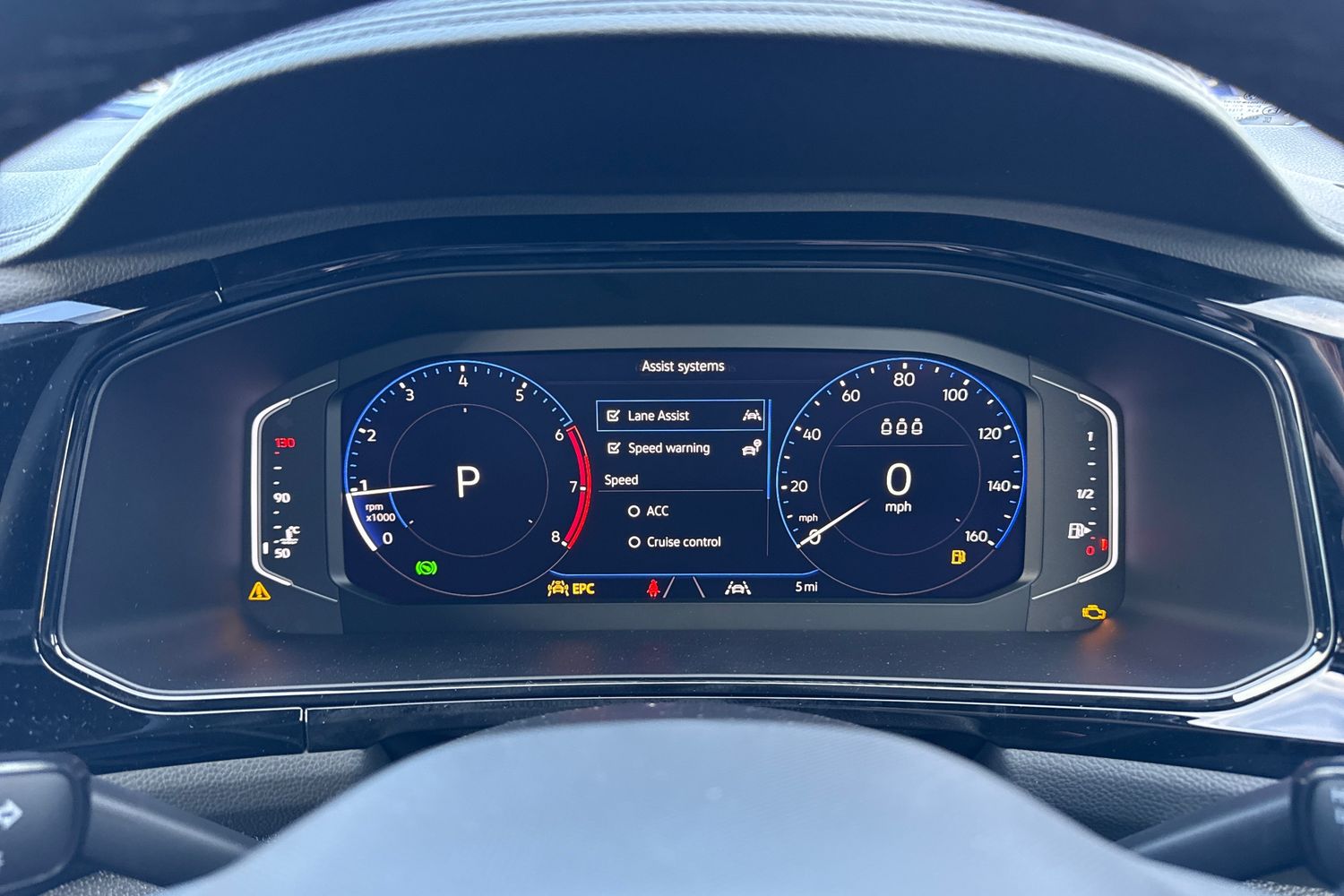 Used Volkswagen T-Roc 2025 for sale - 76985290: Photo 35