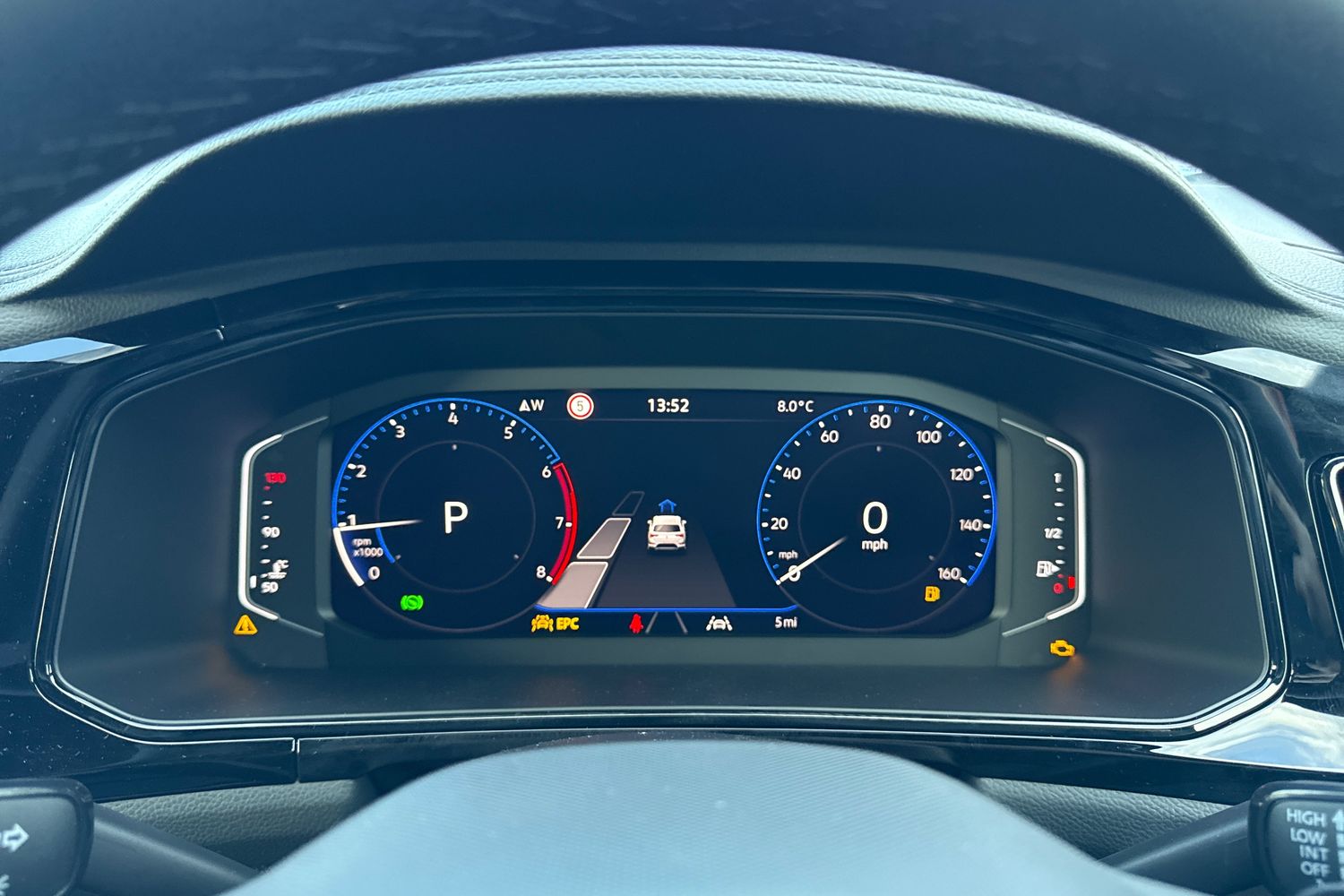 Used Volkswagen T-Roc 2025 for sale - 76985290: Photo 41