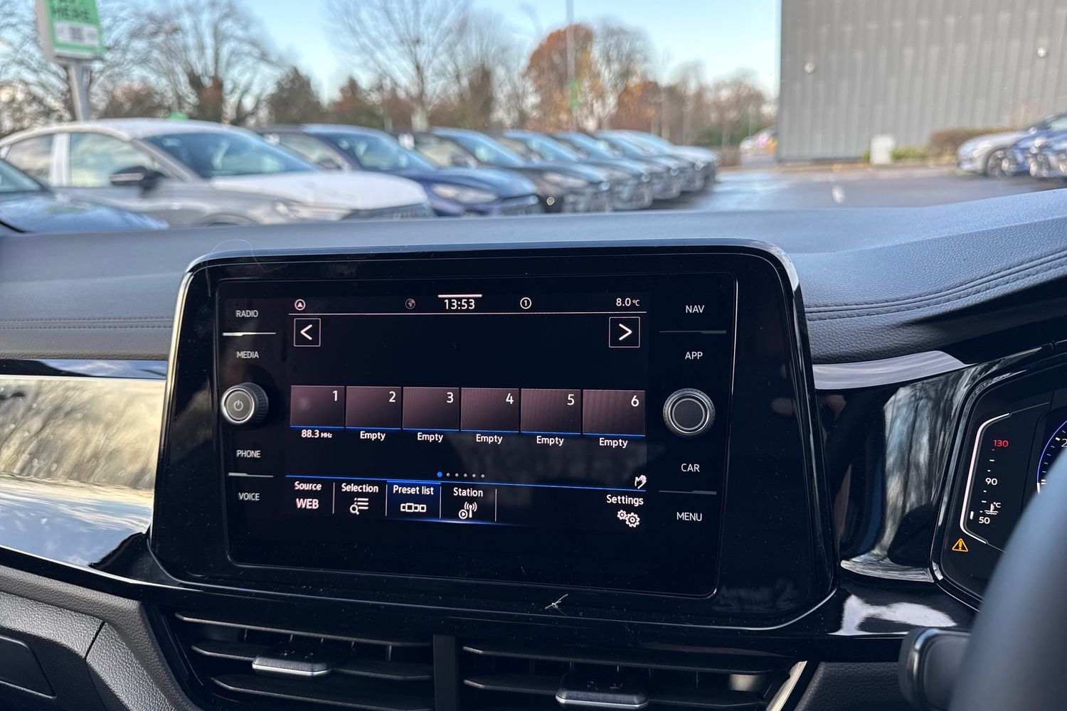 Used Volkswagen T-Roc 2025 for sale - 76985290: Photo 45