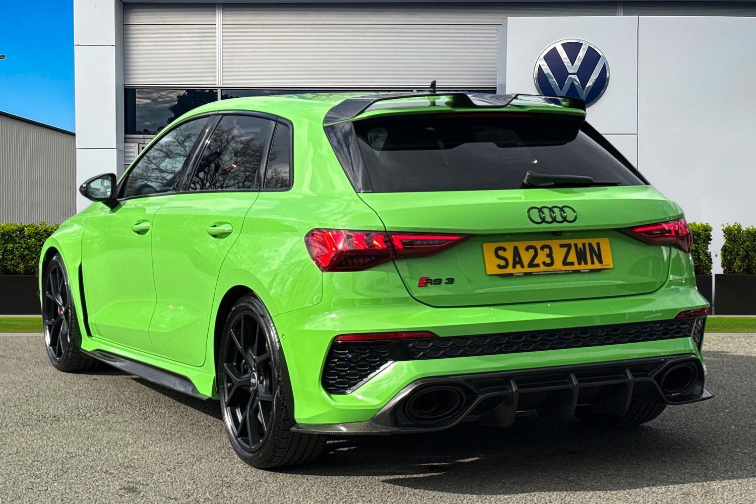 Used Audi RS3 2023 for sale - 77834900: Photo 2