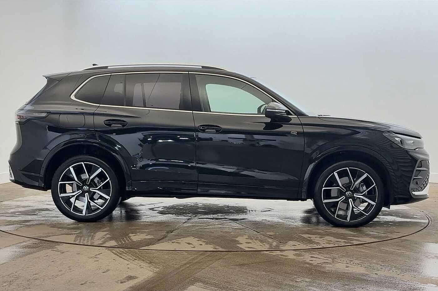 Used Volkswagen Tiguan 2025 for sale - 77608198: Photo 4