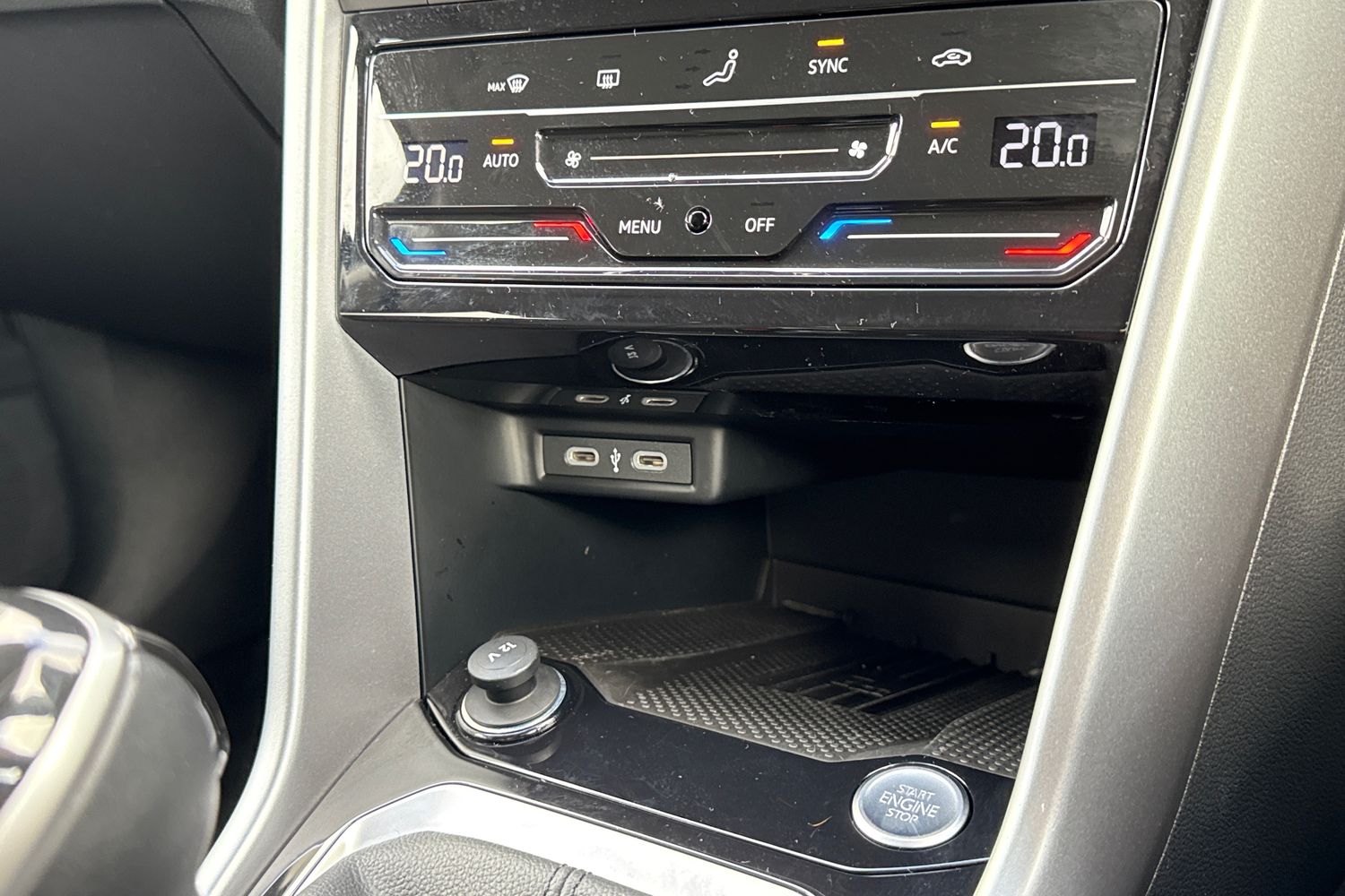 Used Volkswagen T-Roc 2025 for sale - 76324049: Photo 34