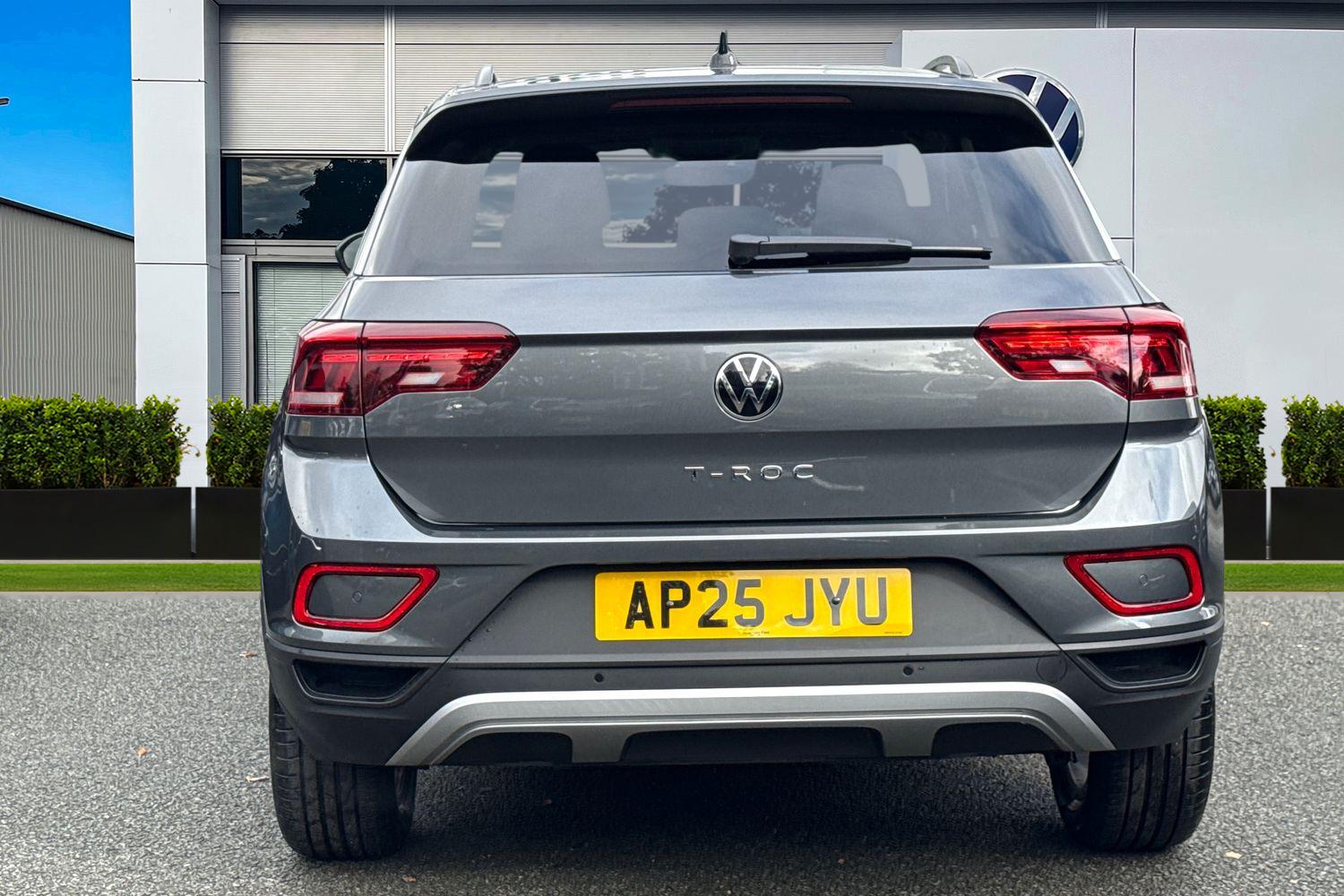 Used Volkswagen T-Roc 2025 for sale - 76324049: Photo 4