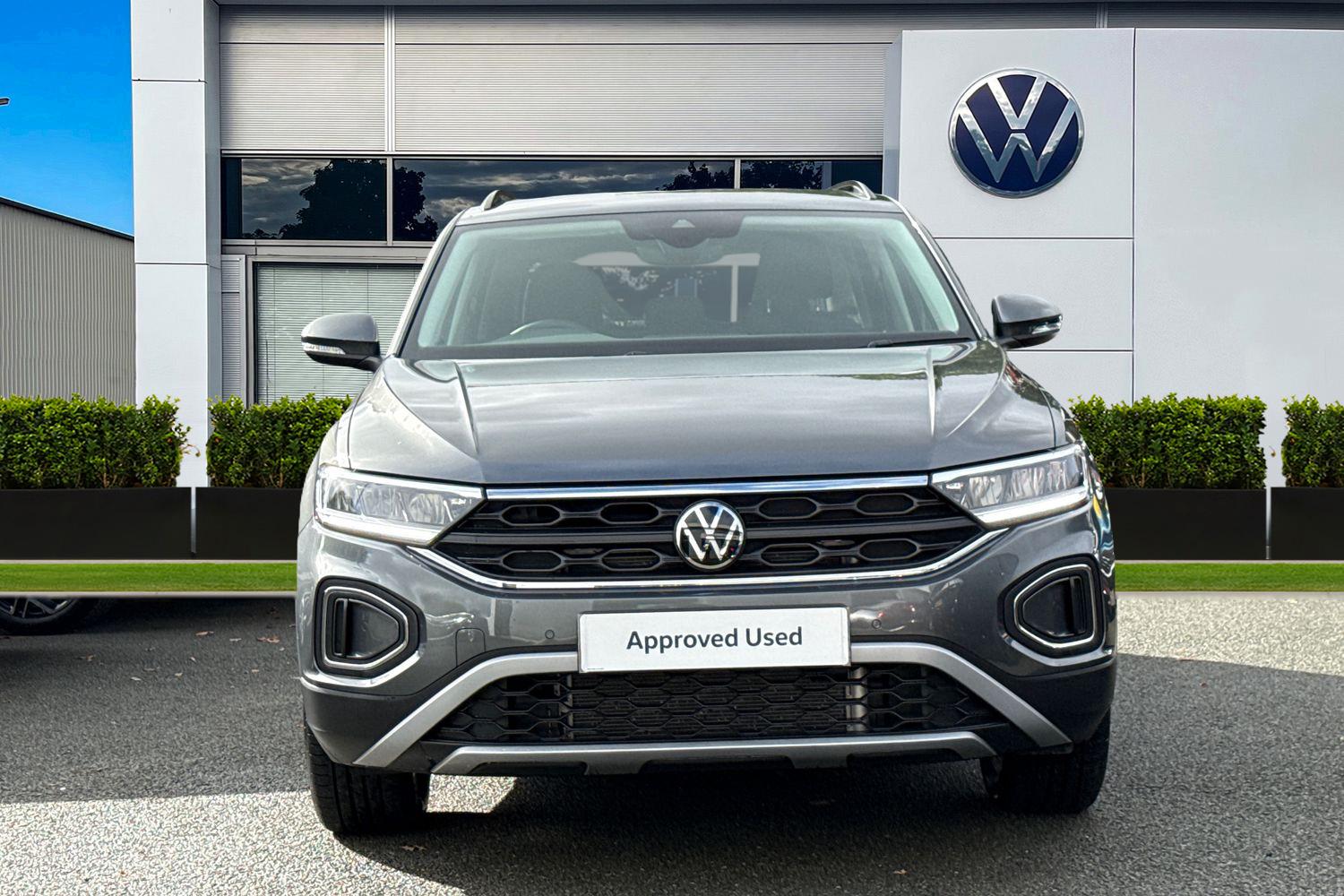 Used Volkswagen T-Roc 2025 for sale - 76324049: Photo 5