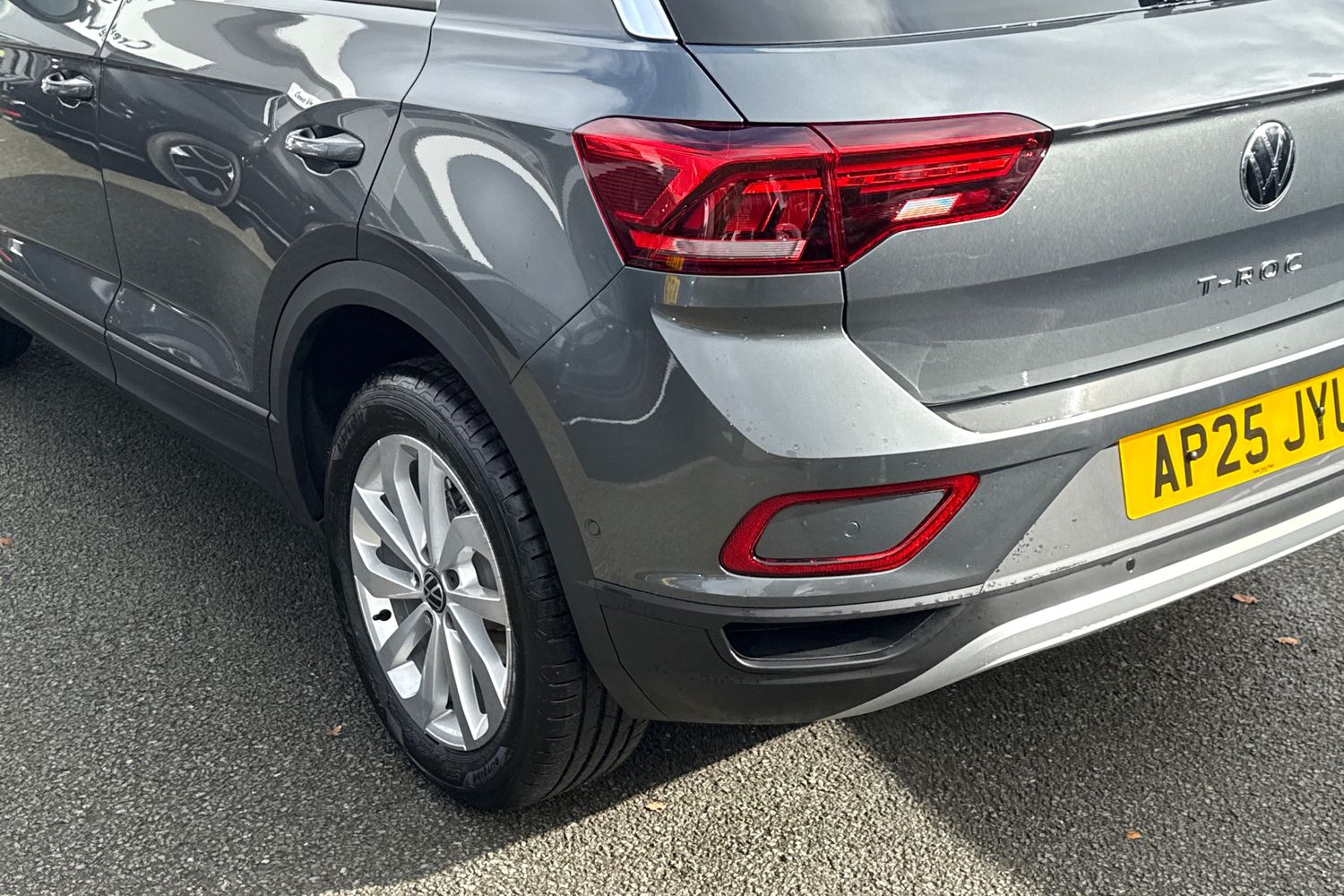 Used Volkswagen T-Roc 2025 for sale - 76324049: Photo 7
