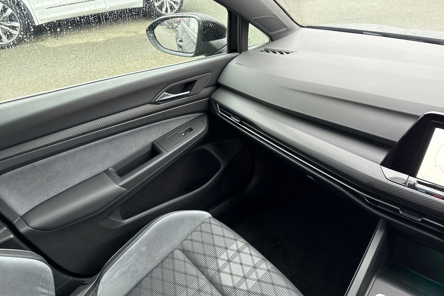 Used Volkswagen Golf 2021 for sale - 77135439: Photo 20