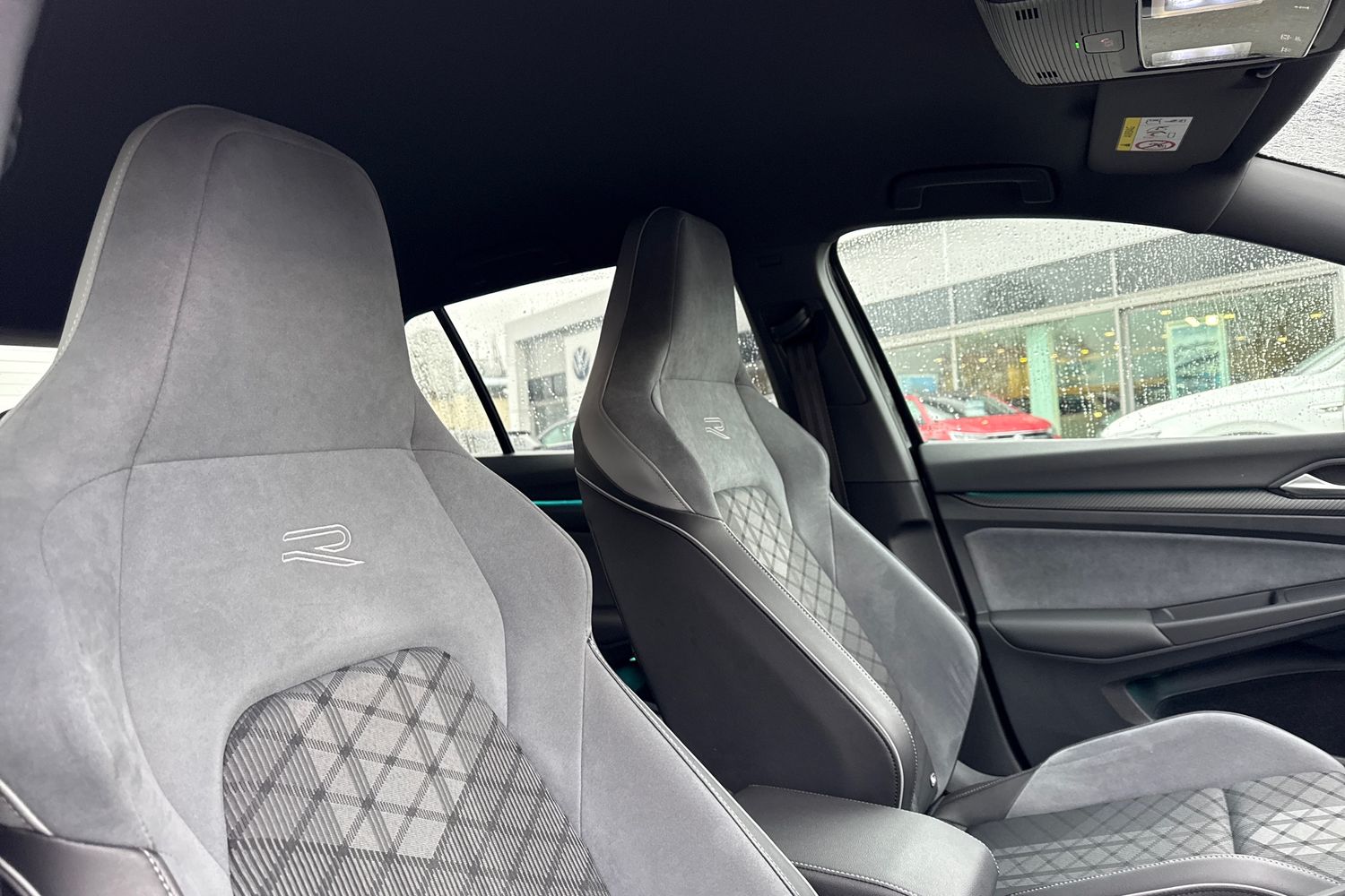 Used Volkswagen Golf 2021 for sale - 77135439: Photo 24