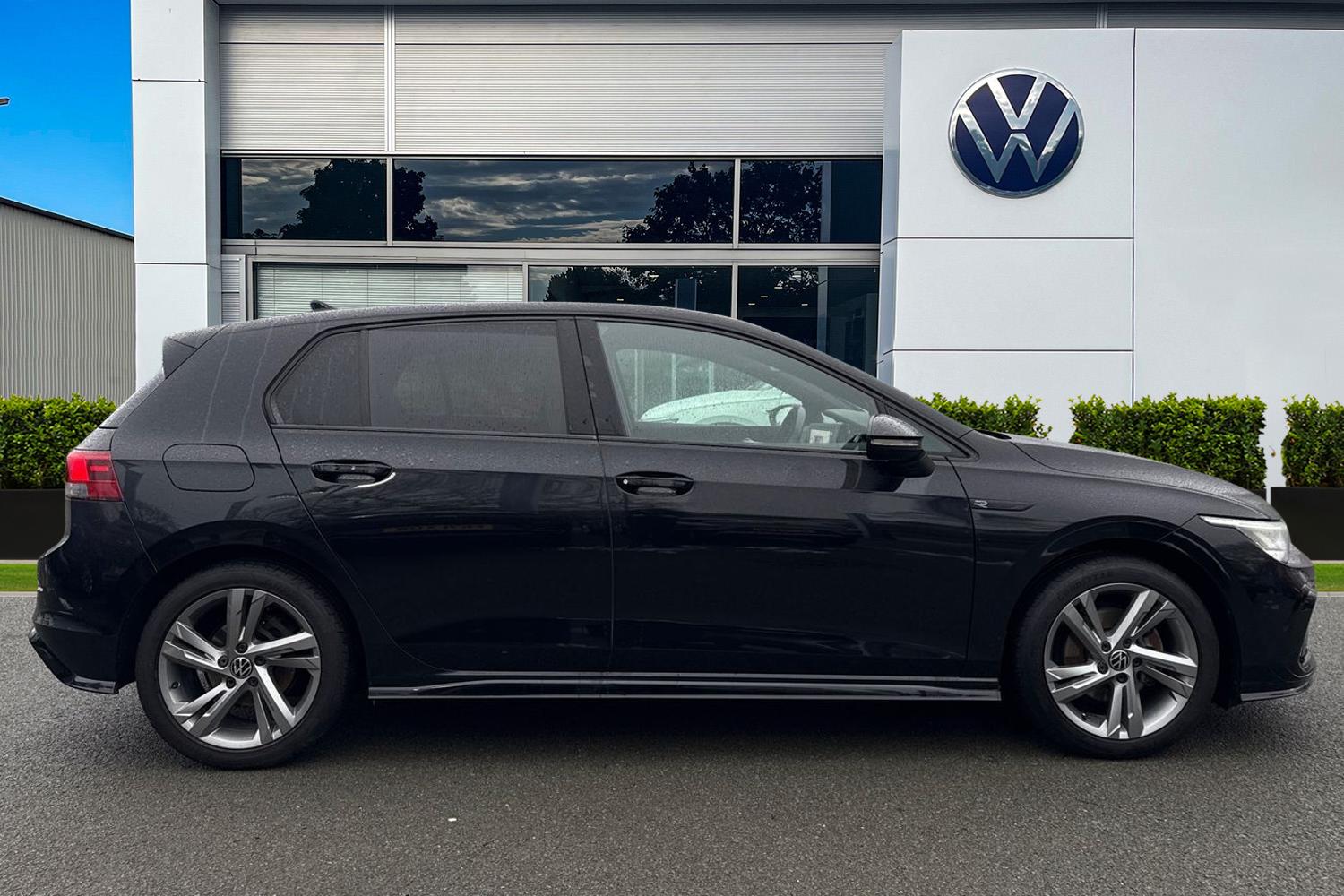 Used Volkswagen Golf 2021 for sale - 77135439: Photo 3