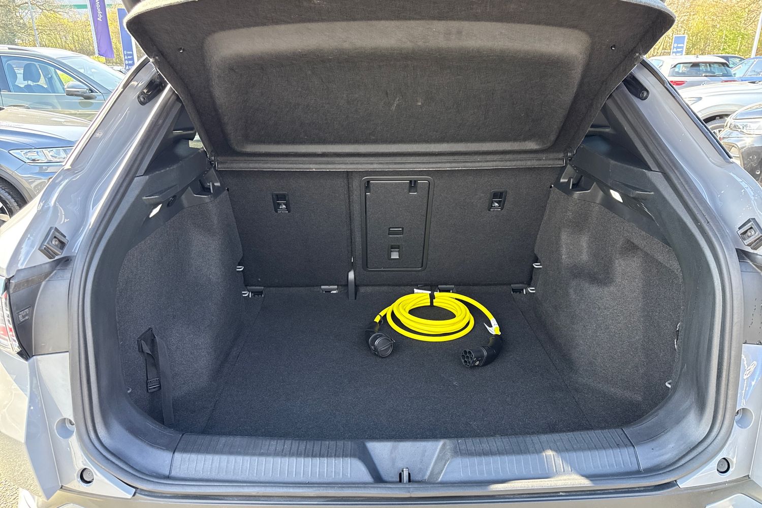 Used Volkswagen ID.4 2025 for sale - 77935649: Photo 7