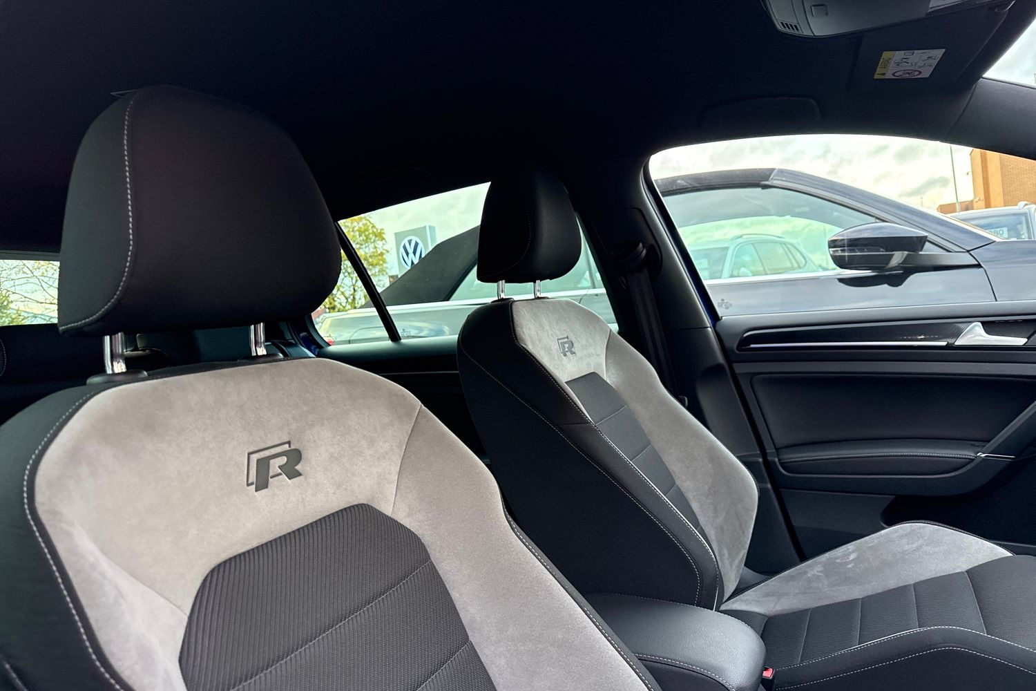 Used Volkswagen Golf 2015 for sale - 76519983: Photo 24