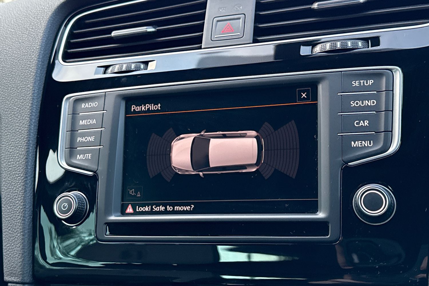 Used Volkswagen Golf 2015 for sale - 76519983: Photo 27