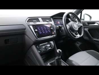 Used Volkswagen Tiguan 2019 for sale - 75283920: Photo