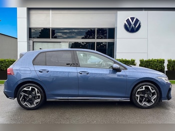 Used Volkswagen Golf 2025 for sale - 77473172: Photo