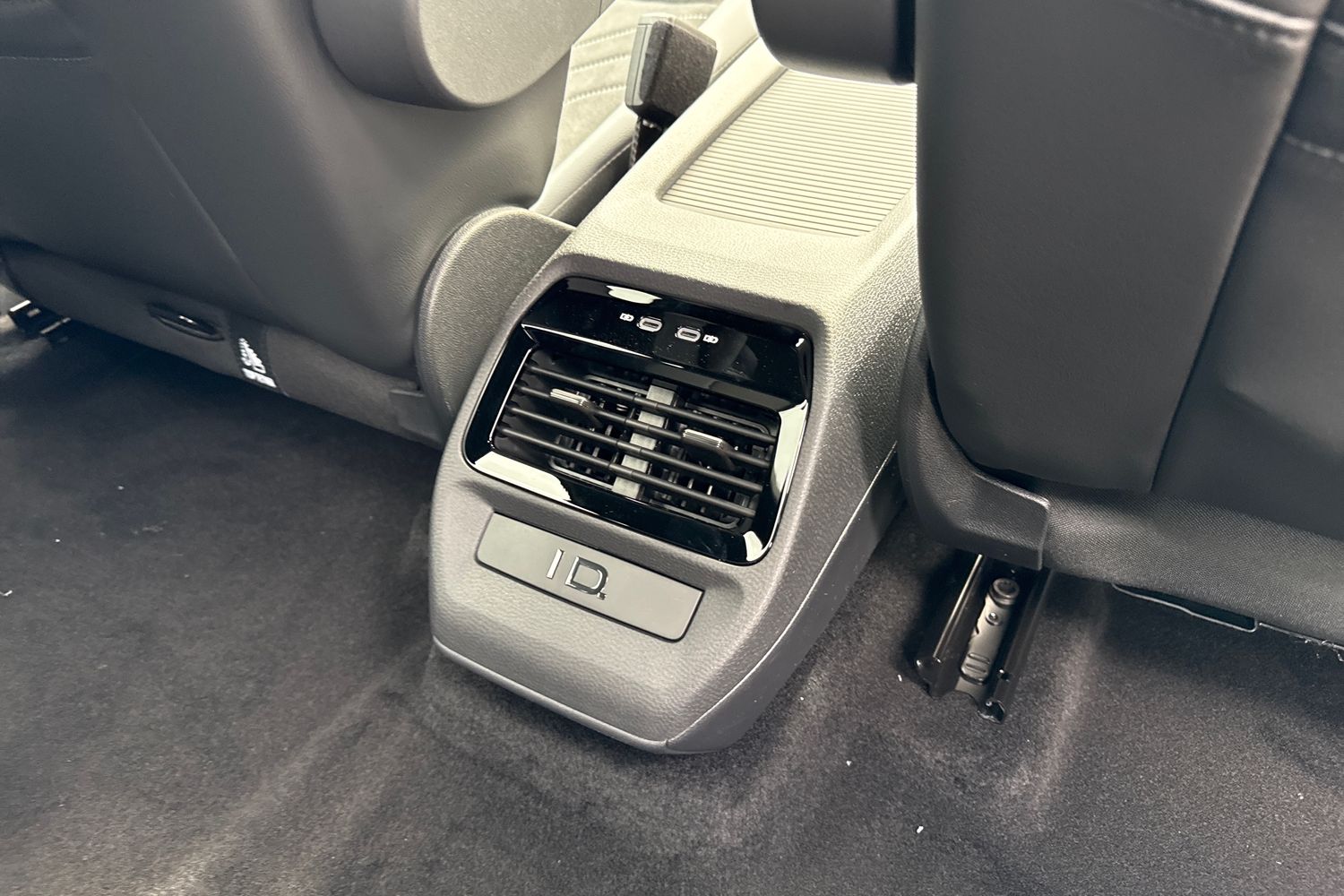 Used Volkswagen ID.4 2025 for sale - 76421360: Photo 28