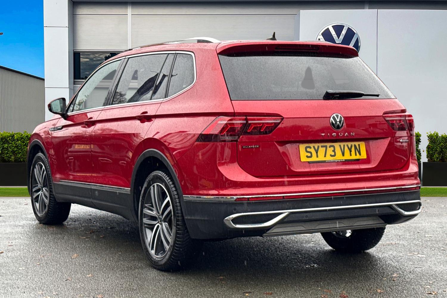 Used Volkswagen Tiguan Allspace 2023 for sale - 76564741: Photo 2