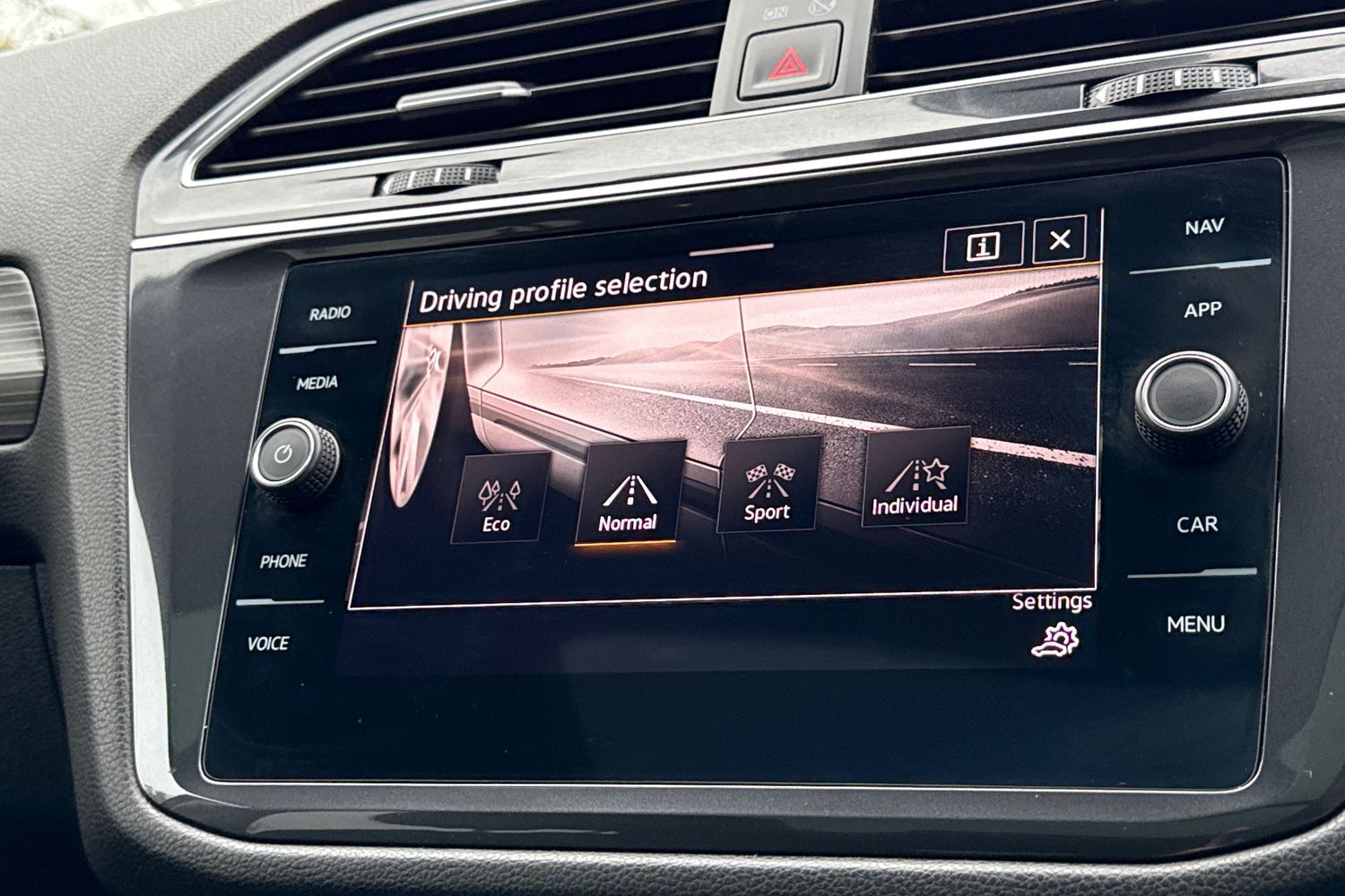 Used Volkswagen Tiguan Allspace 2023 for sale - 76564741: Photo 34