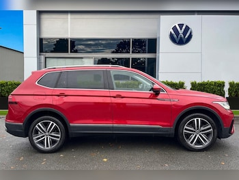 Used Volkswagen Tiguan Allspace 2023 for sale - 76564741: Photo