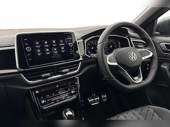 Used Volkswagen T-Roc 2025 for sale - 78380251: Photo