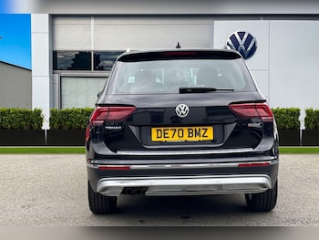 Used Volkswagen Tiguan 2021 for sale - 77820261: Photo
