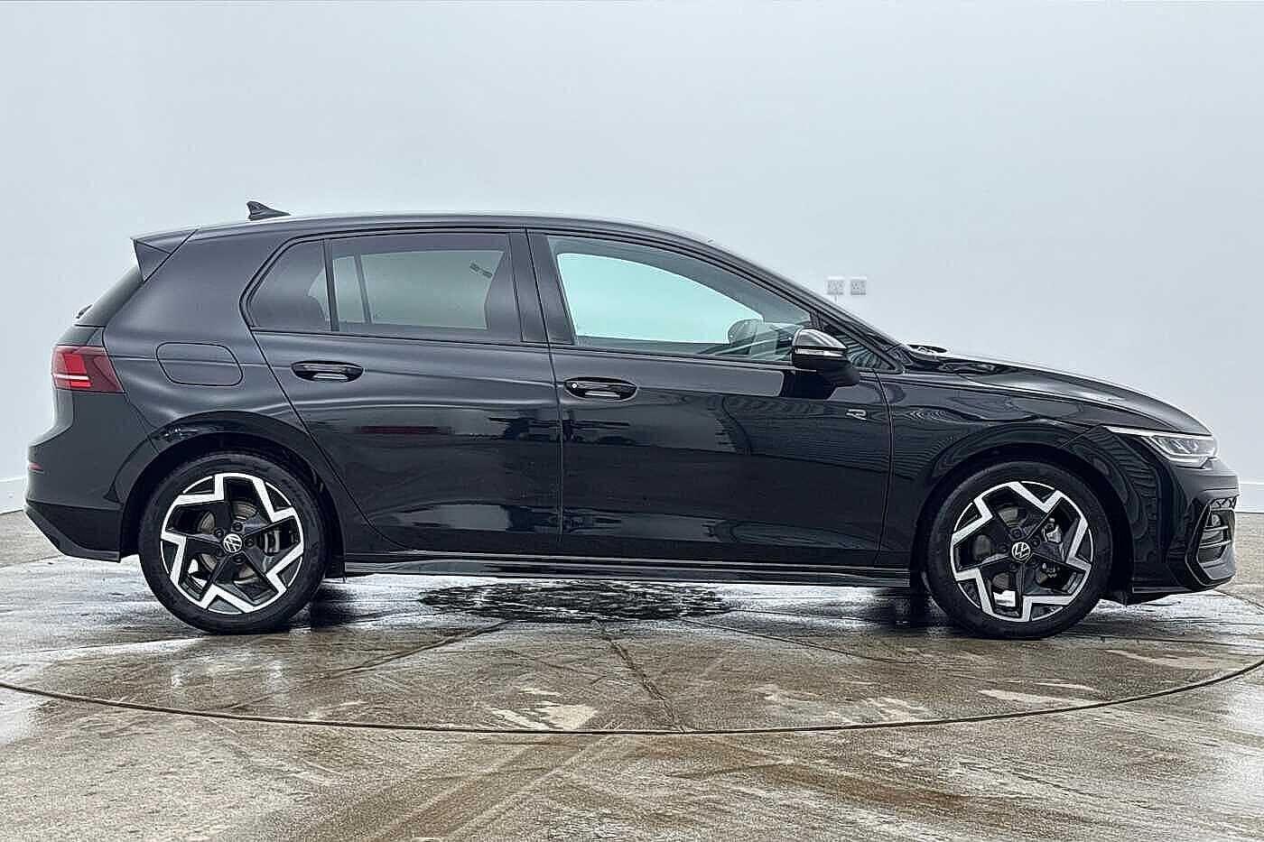 Used Volkswagen Golf 2025 for sale - 77919443: Photo 4