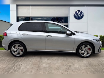 Used Volkswagen Golf 2025 for sale - 77742255: Photo