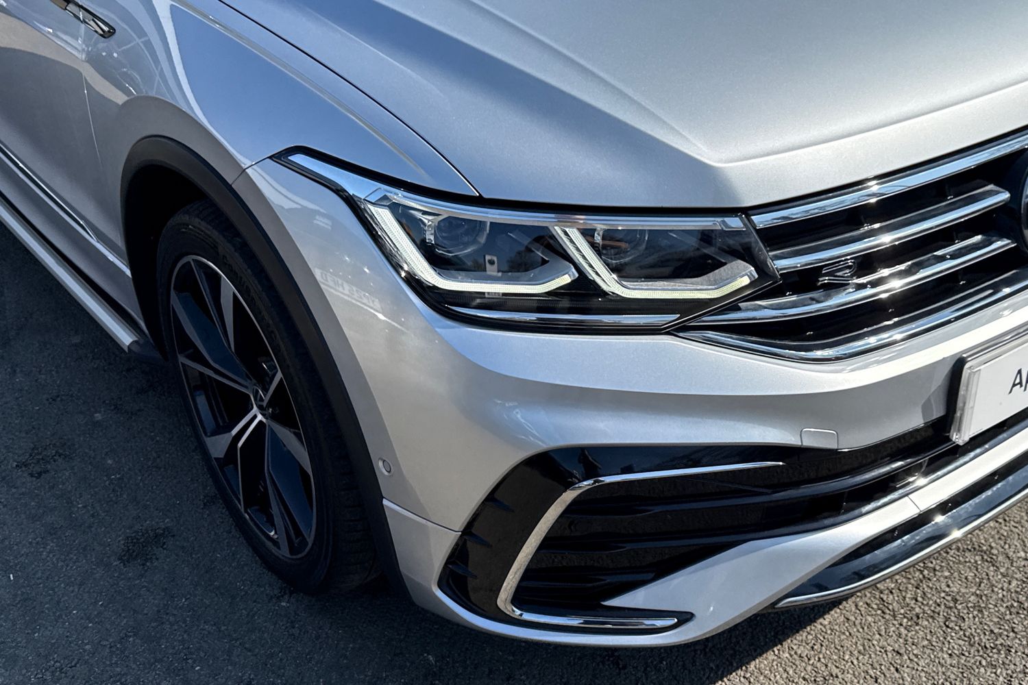 Used Volkswagen Tiguan 2023 for sale - 77961413: Photo 9