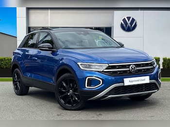 Used Volkswagen T-Roc 2024 for sale - 78776990: Photo