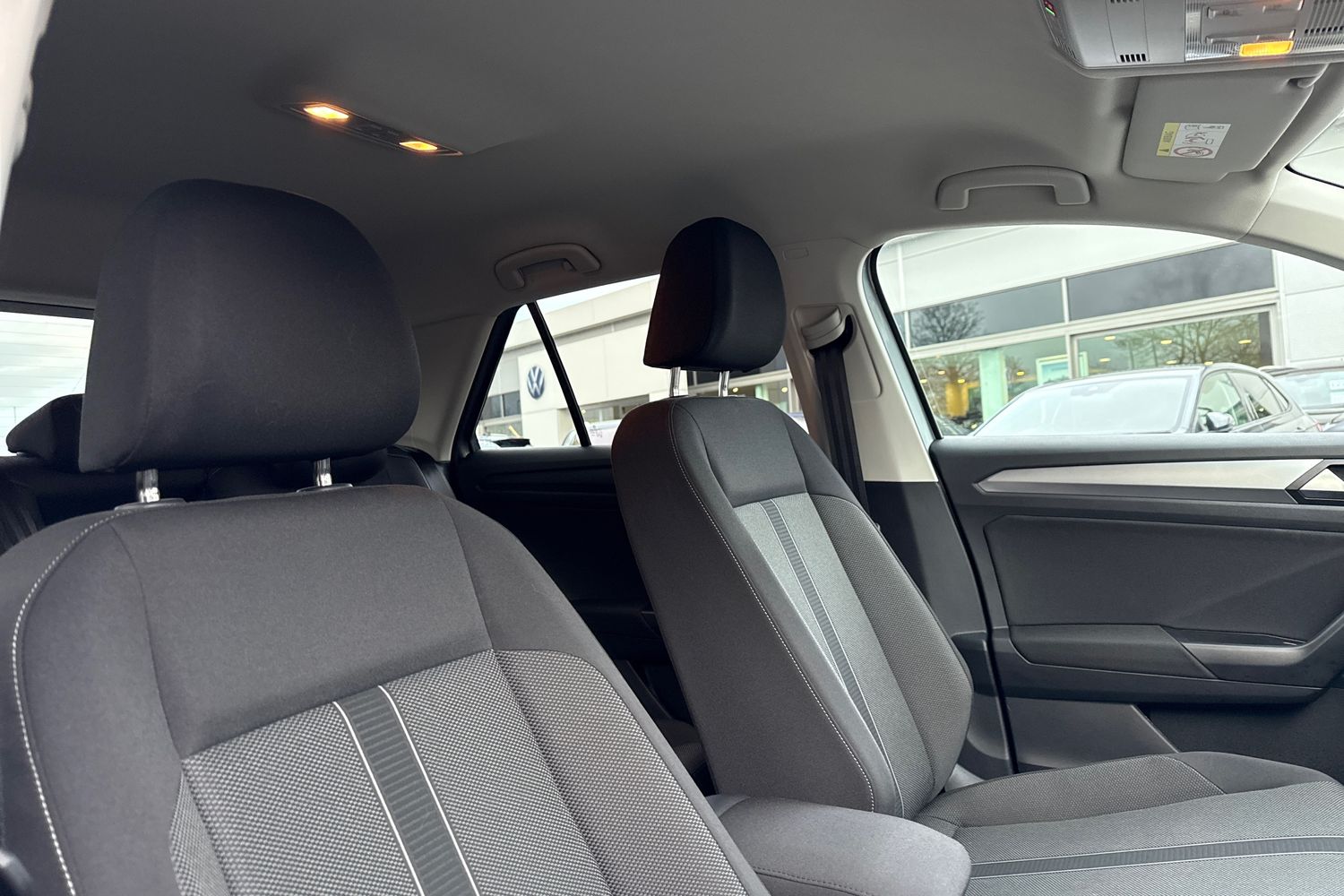 Used Volkswagen T-Roc 2025 for sale - 76876103: Photo 24