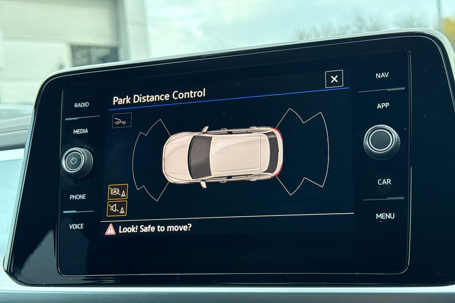 Used Volkswagen T-Roc 2025 for sale - 76876103: Photo 31