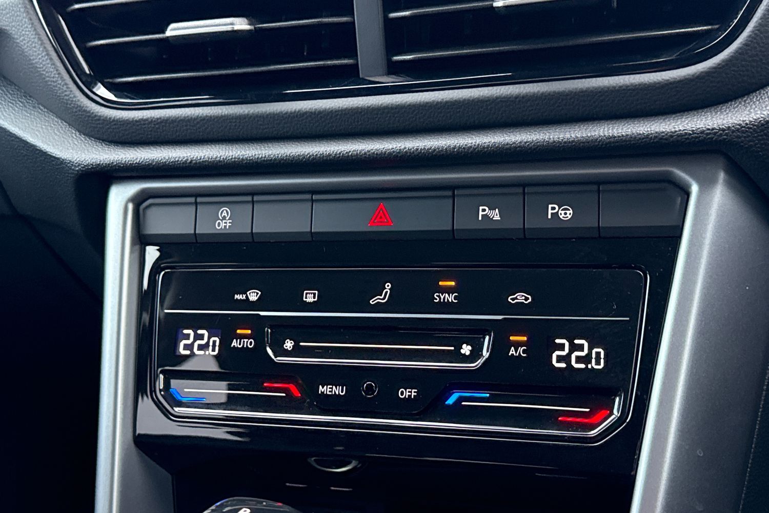 Used Volkswagen T-Roc 2025 for sale - 76876103: Photo 33