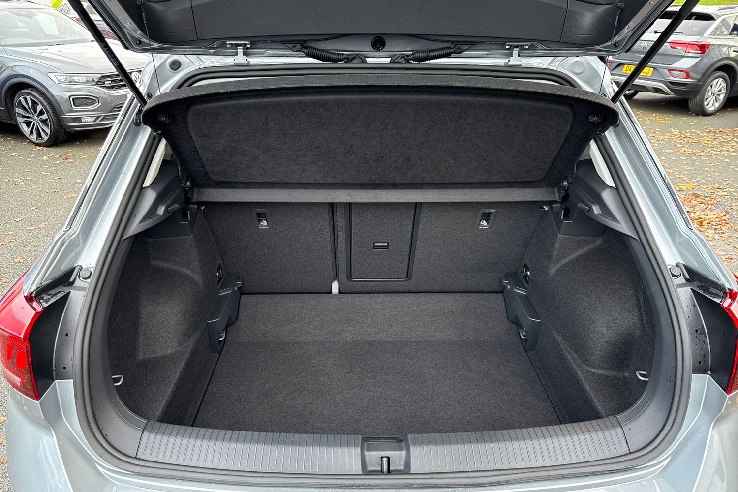 Used Volkswagen T-Roc 2025 for sale - 76876103: Photo 7