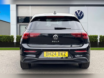 Used Volkswagen Golf 2024 for sale - 79551620: Photo