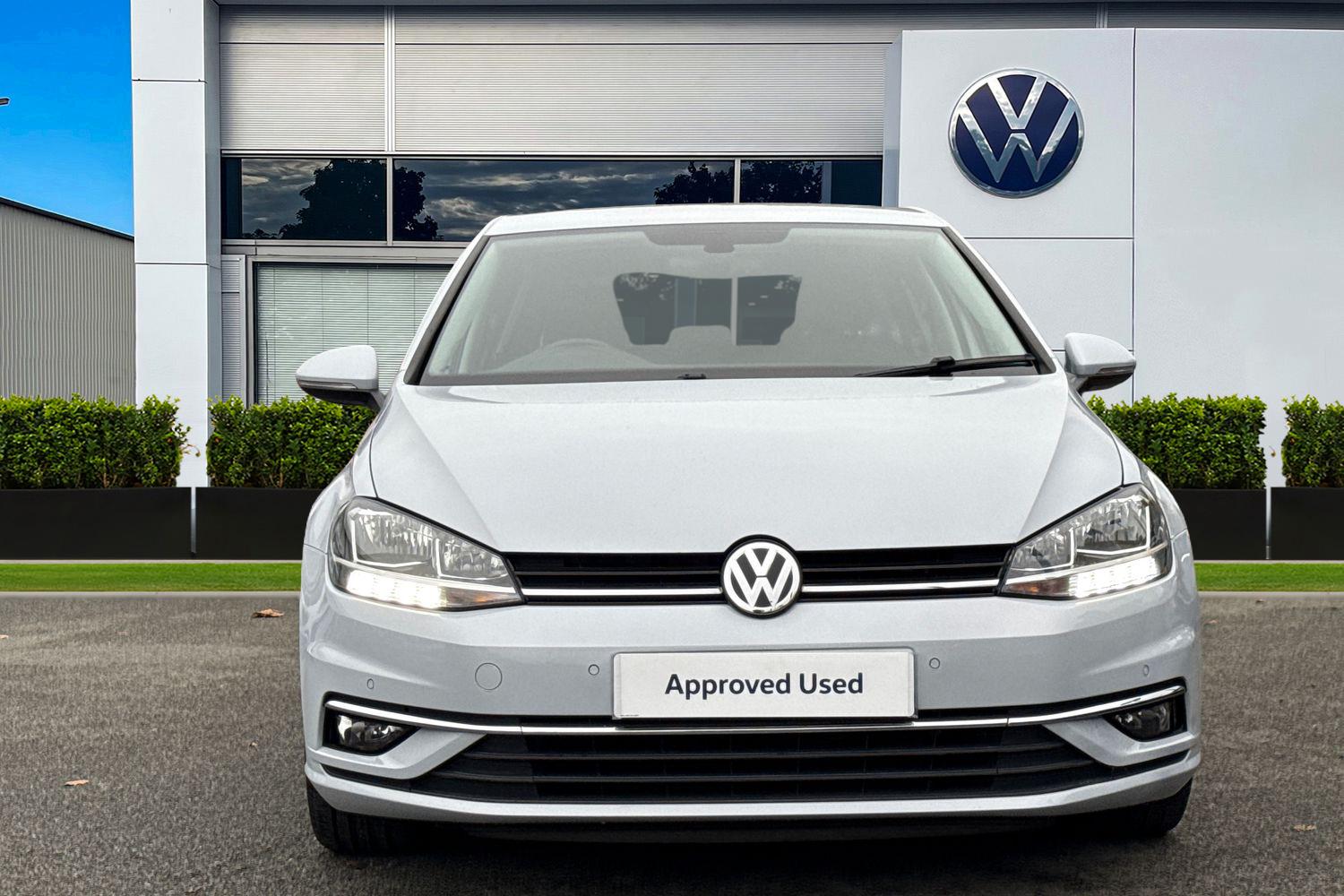 Used Volkswagen Golf 2017 for sale - 76502856: Photo 5