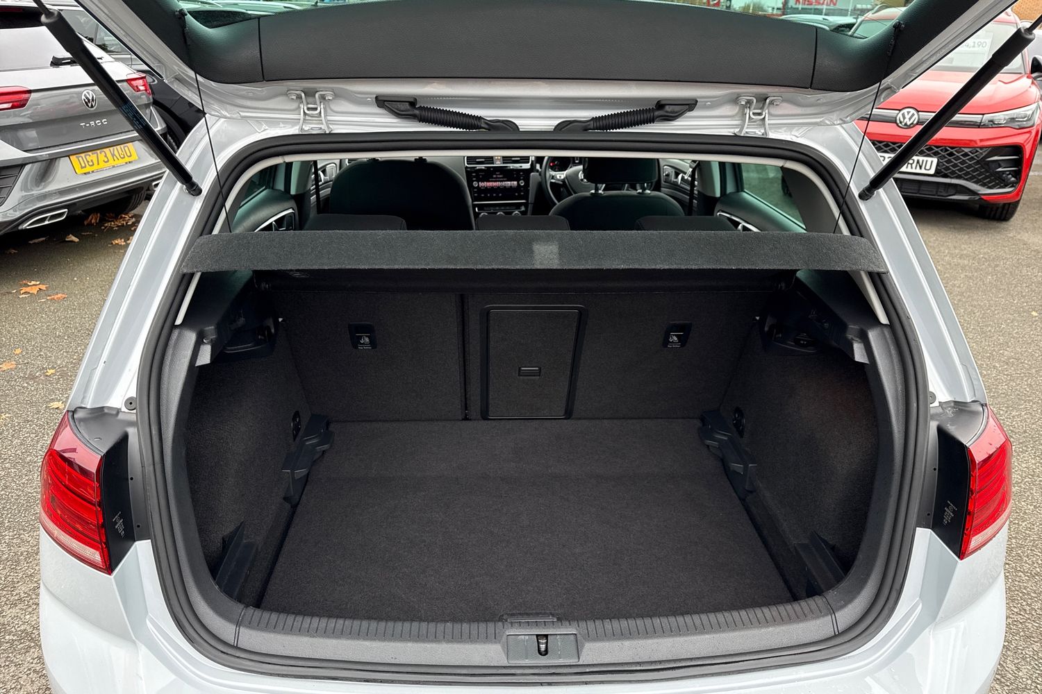 Used Volkswagen Golf 2017 for sale - 76502856: Photo 6