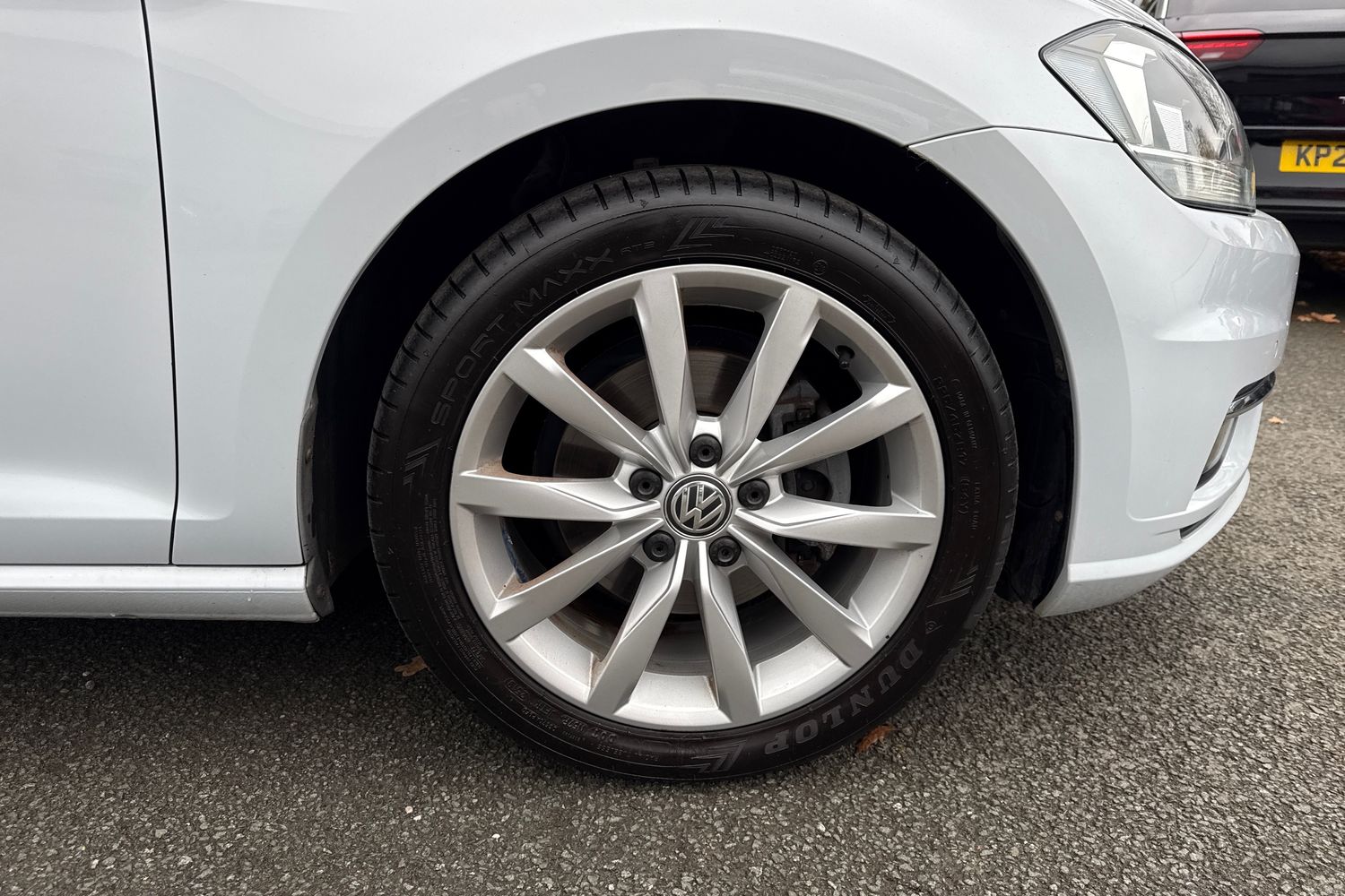 Used Volkswagen Golf 2017 for sale - 76502856: Photo 9