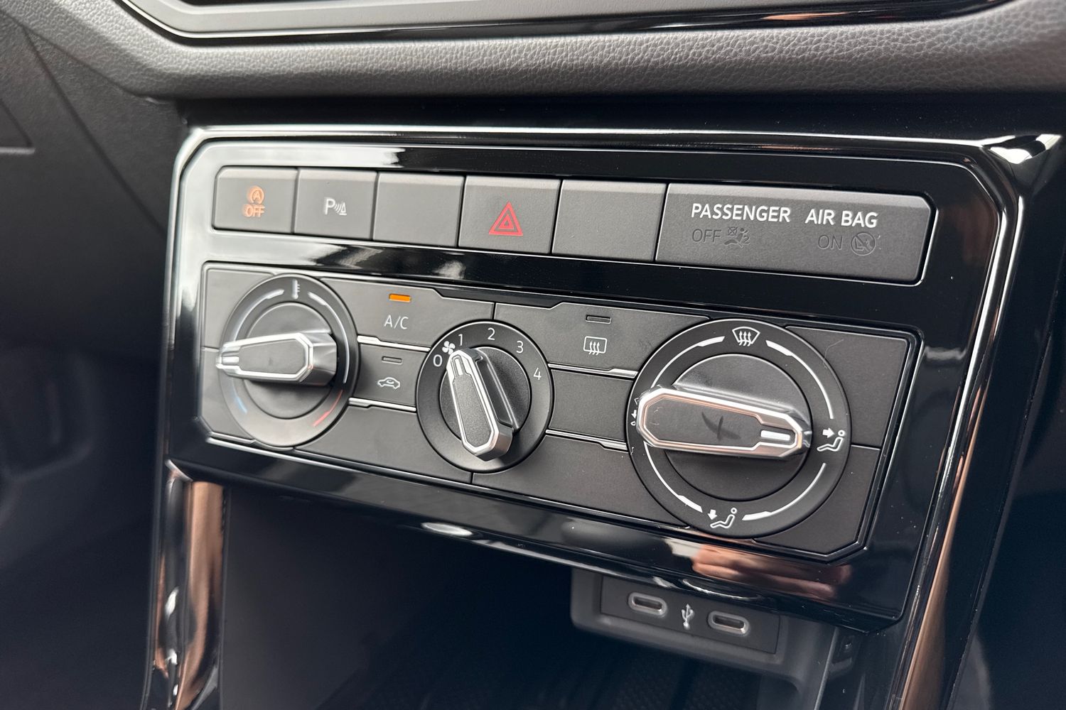 Used Volkswagen T-Cross 2025 for sale - 76421354: Photo 21