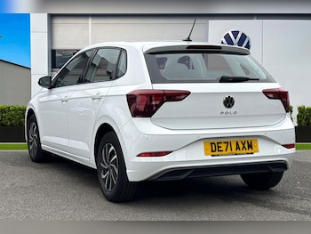 Used Volkswagen Polo 2021 for sale - 76197753: Photo 2