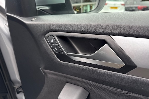 Used Volkswagen T-Roc 2023 for sale - 76274760: Photo 20