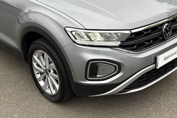 Used Volkswagen T-Roc 2023 for sale - 76274760: Photo 9