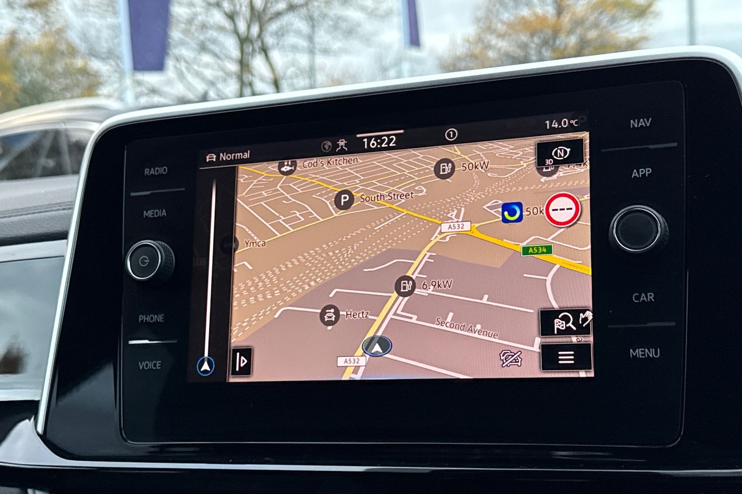 Used Volkswagen T-Roc 2025 for sale - 76469354: Photo 17