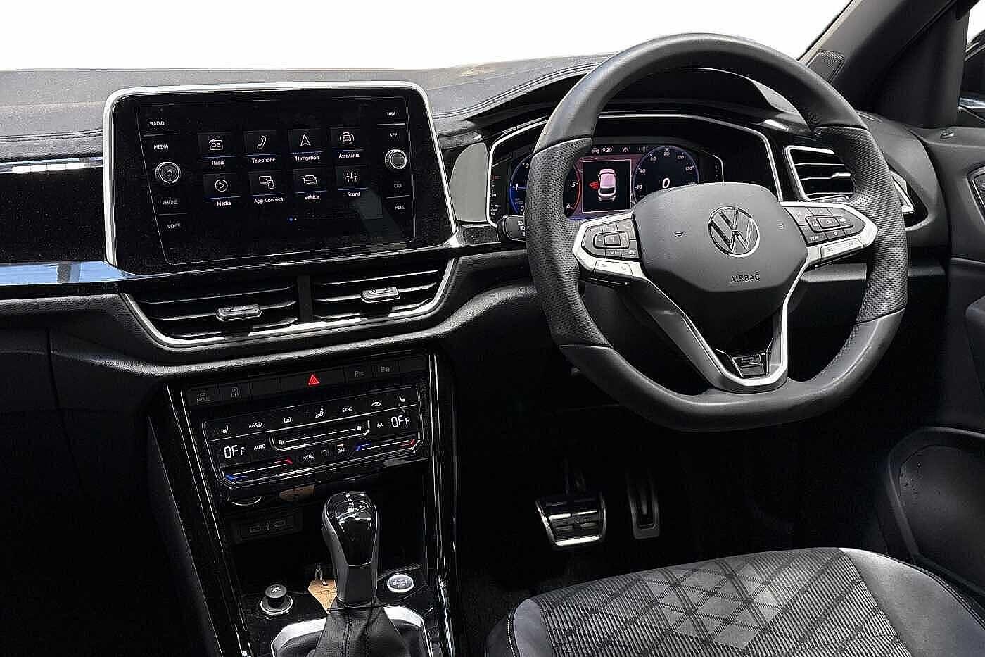 Used Volkswagen T-Roc 2025 for sale - 76469354: Photo 2