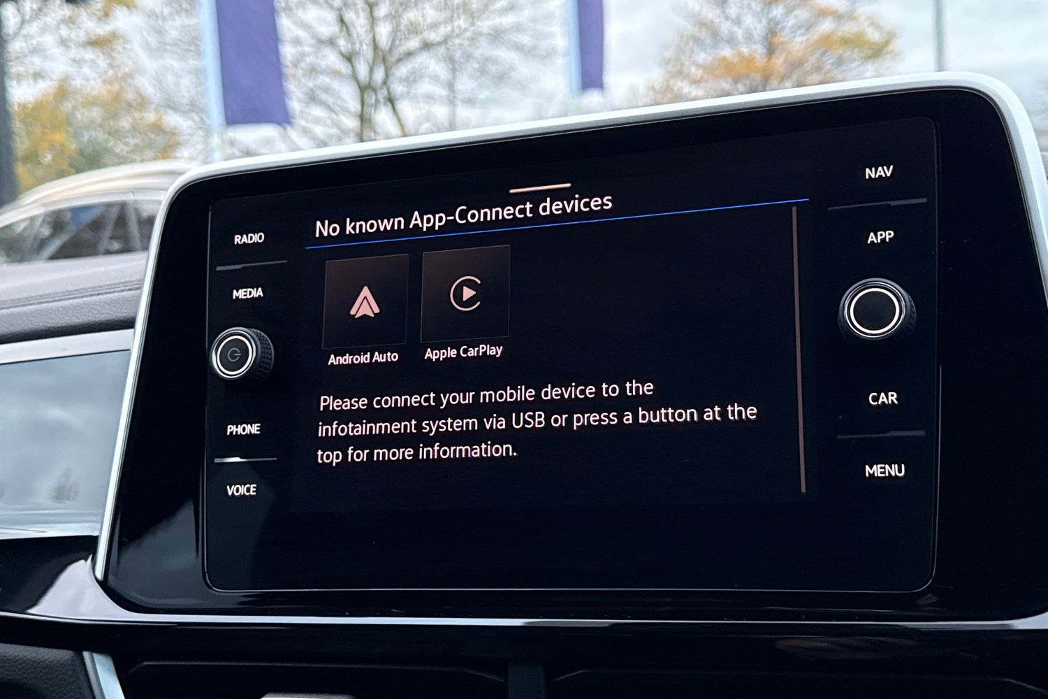 Used Volkswagen T-Roc 2025 for sale - 76469354: Photo 30