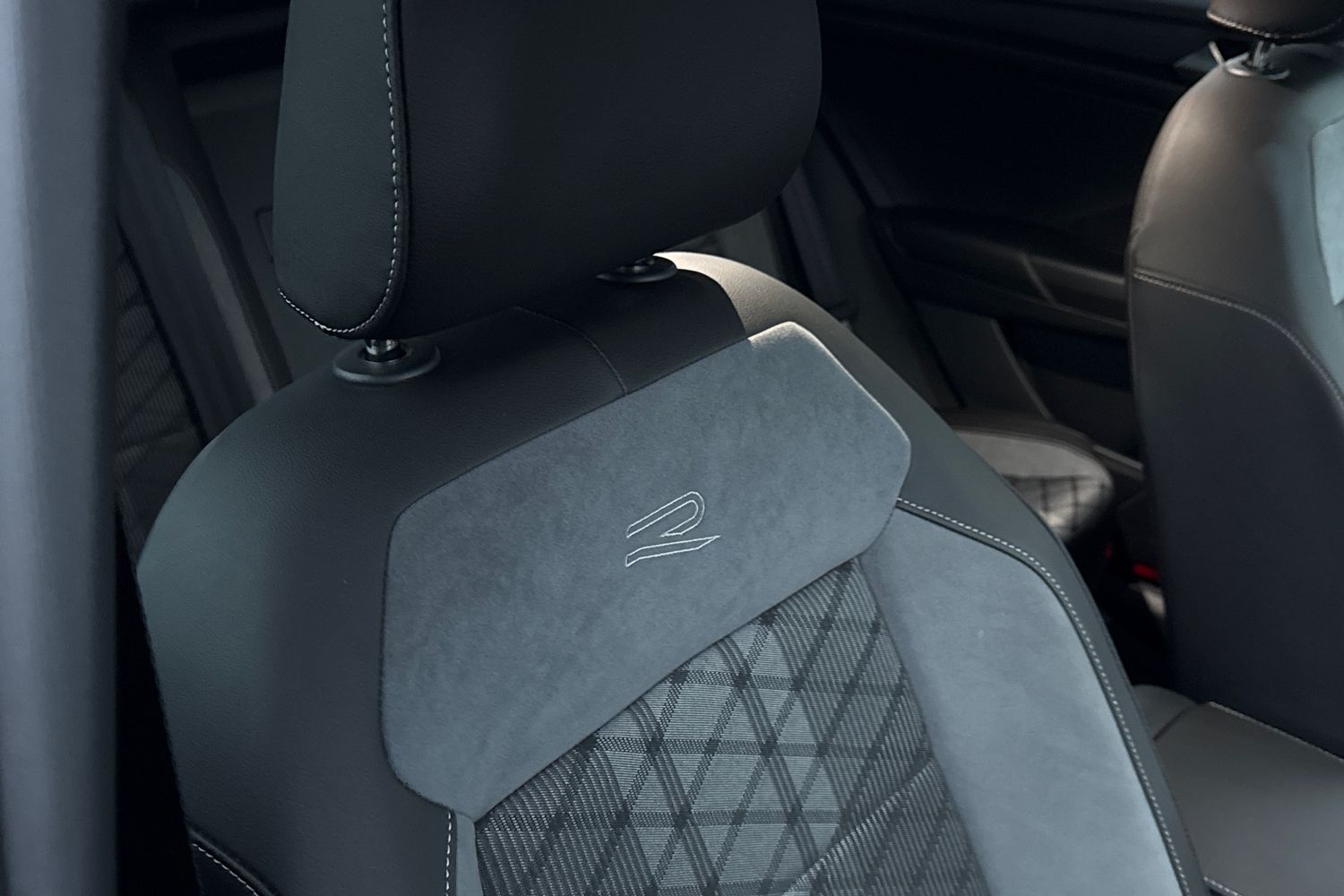 Used Volkswagen T-Roc 2025 for sale - 76469354: Photo 37