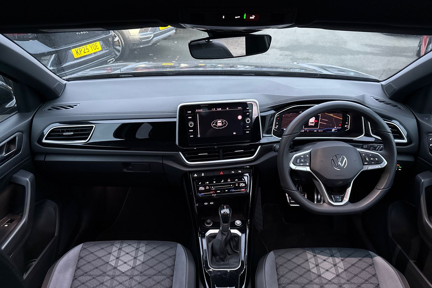 Used Volkswagen T-Roc 2025 for sale - 76469354: Photo 40