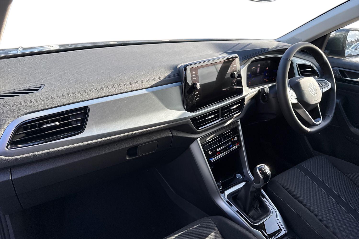 Used Volkswagen T-Roc 2025 for sale - 76416617: Photo 14