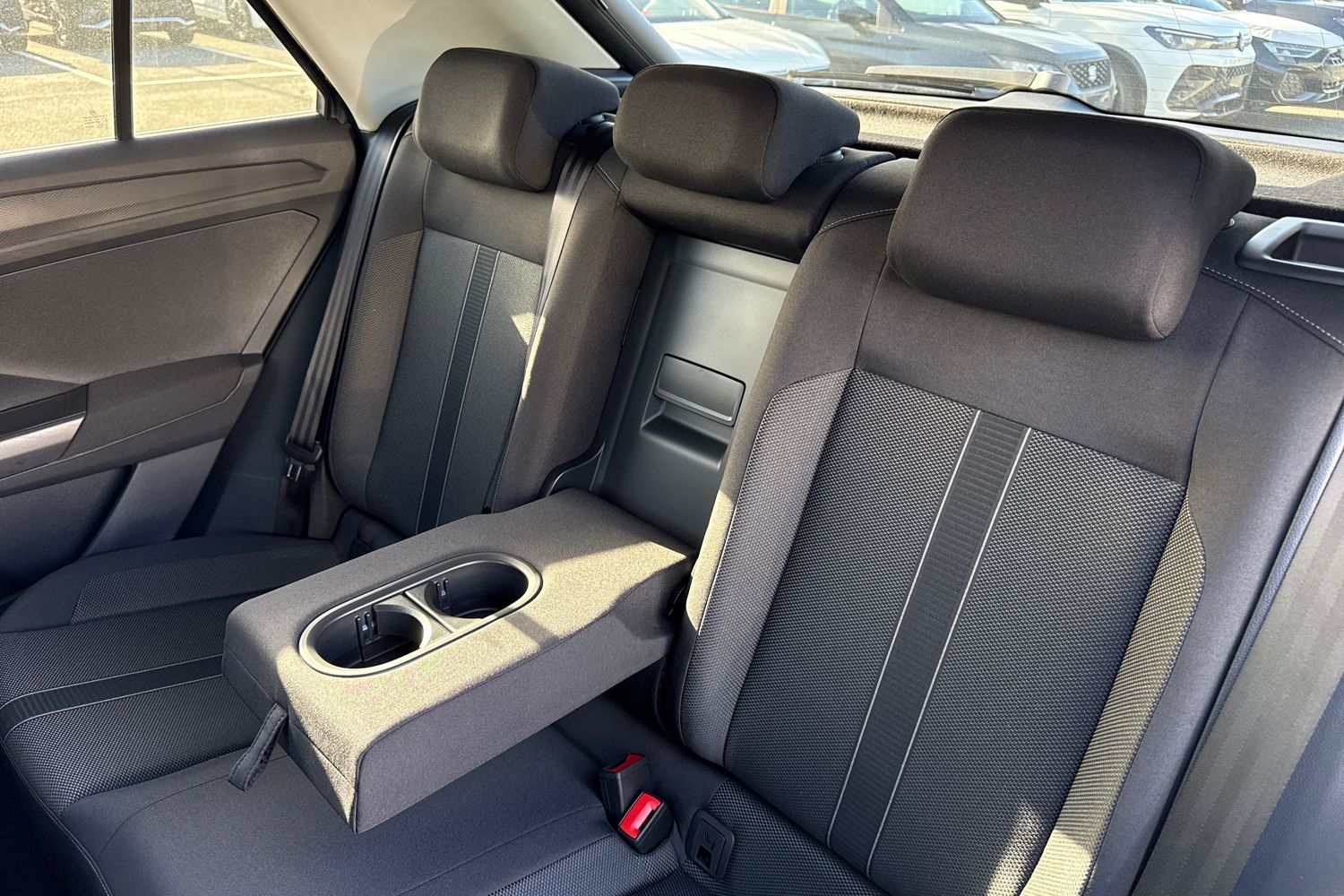 Used Volkswagen T-Roc 2025 for sale - 76416617: Photo 18