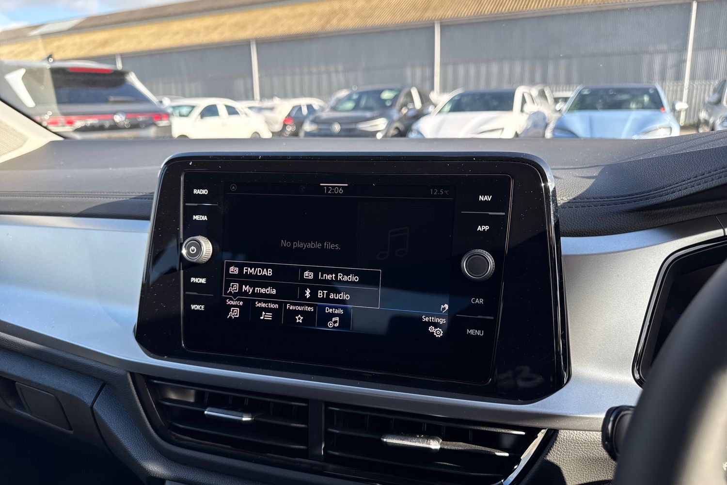 Used Volkswagen T-Roc 2025 for sale - 76416617: Photo 39